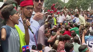 বিচারপতিরা পদত্যাগ না করা পর্যন্ত কর্মসূচির হুঁশিয়ারি শিক্ষার্থীদের